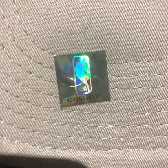 New Era Toronto Raptors hat - Picture 6 of 7